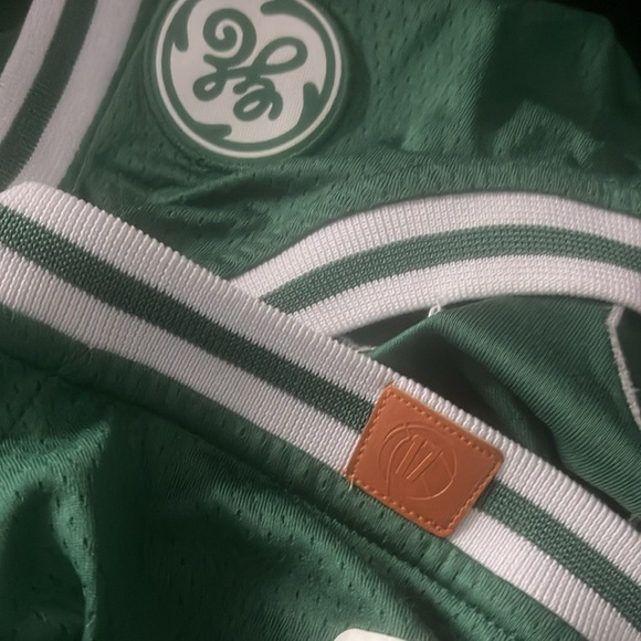 Green Boston Irving number 11 jersey size small - Picture 7 of 7